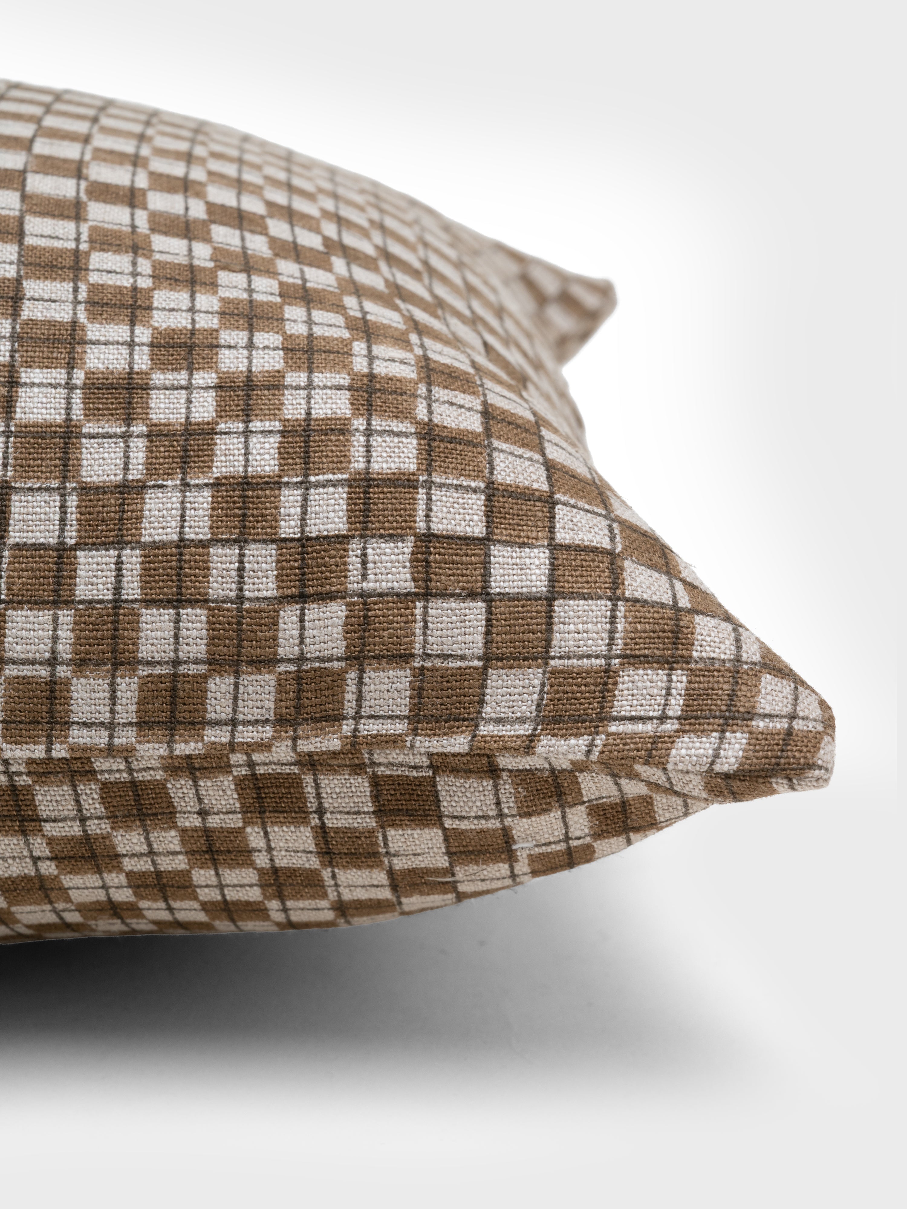 Cushion_01