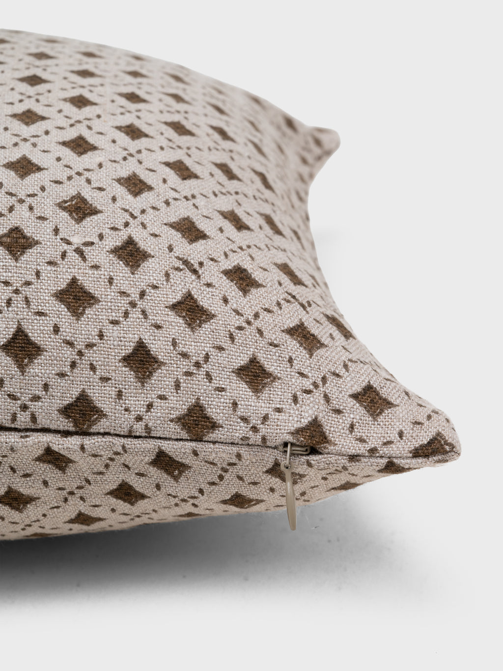 Cushion 18