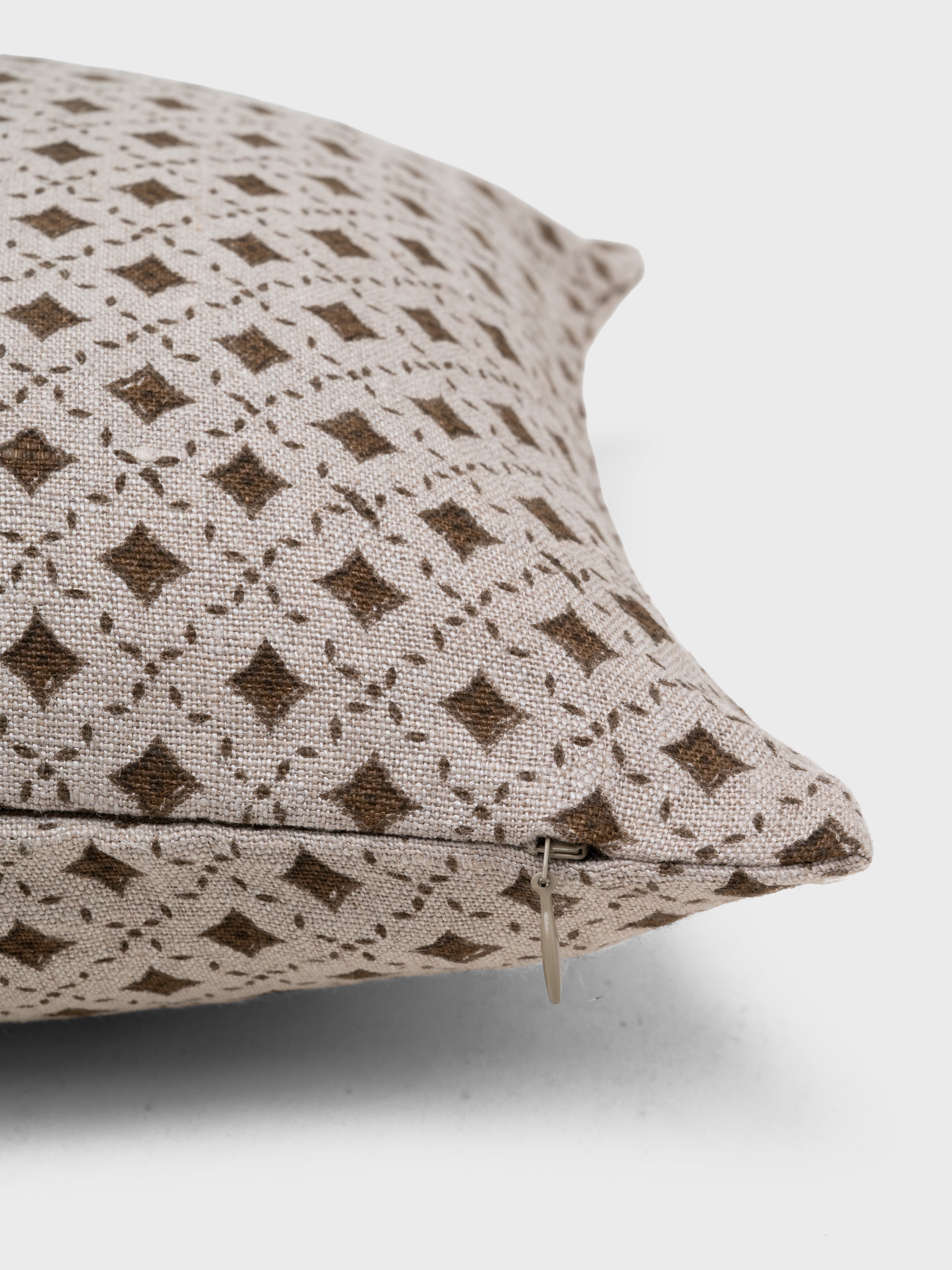 Cushion 18