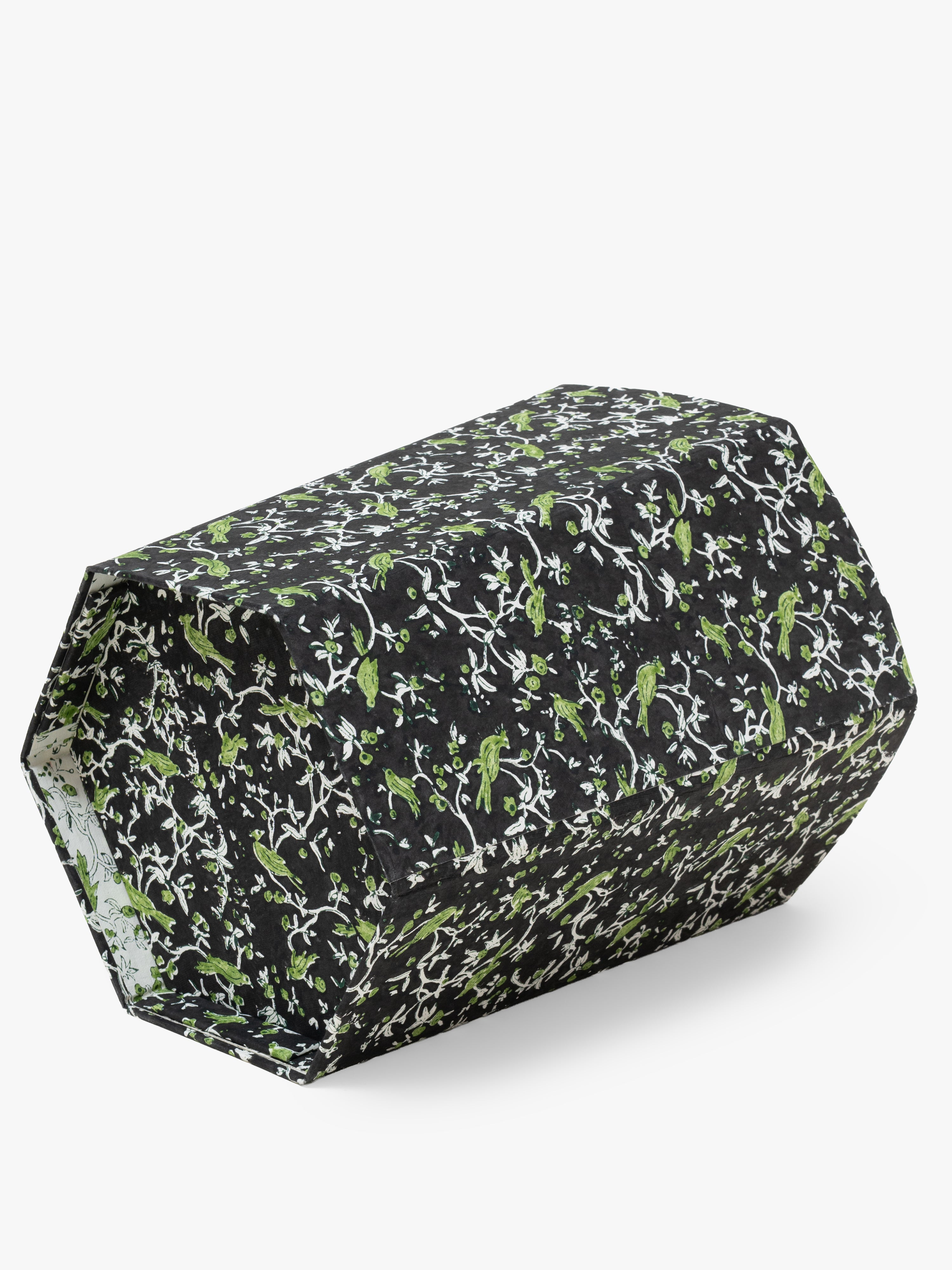 Scallop Collapsible Storage Bin - Birds of the Meadow